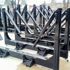 Large Selection of Bunks & Stakes